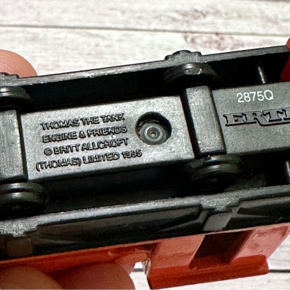 Thomas & Friends RUSTY #5 ERTL Diecast vintage Train 1995 - Picture 8 of 8